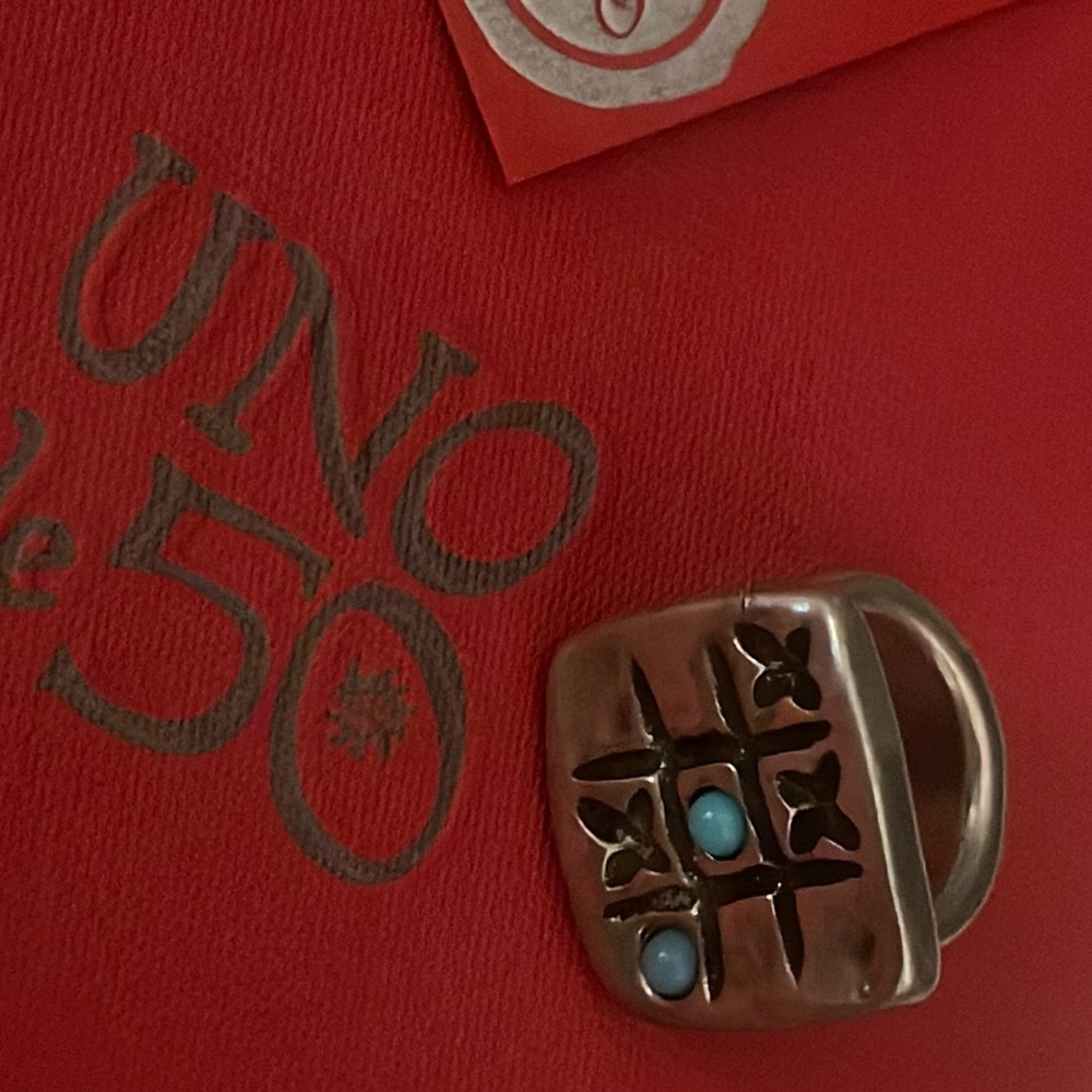 Uno de 50 Tic Tac Toe Ring